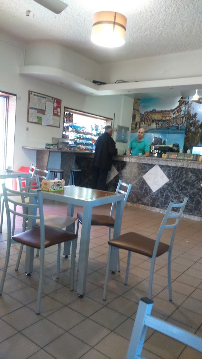 Café/Snack Bar Espaço - Photo 3