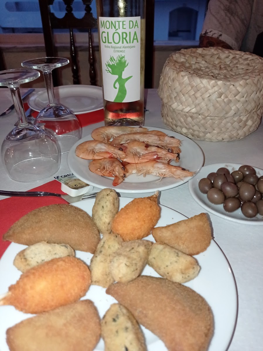 Dona Leonor - Photo 7