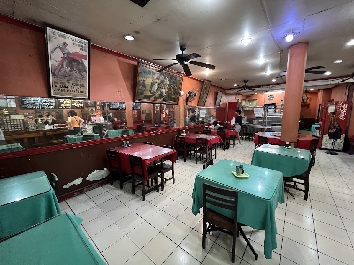 Ambos Mundos Restaurant
