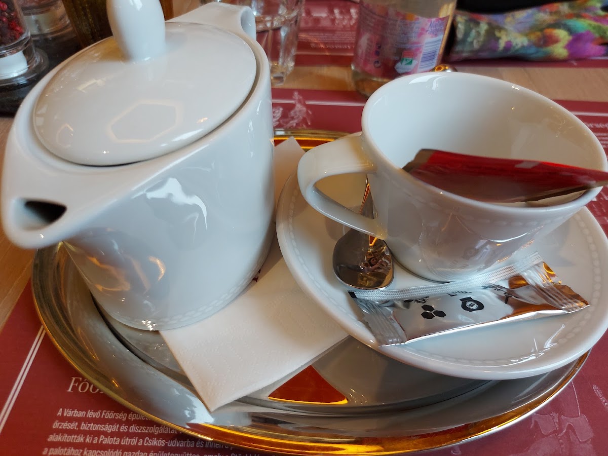 Royal Guard Cafe - Photo 8