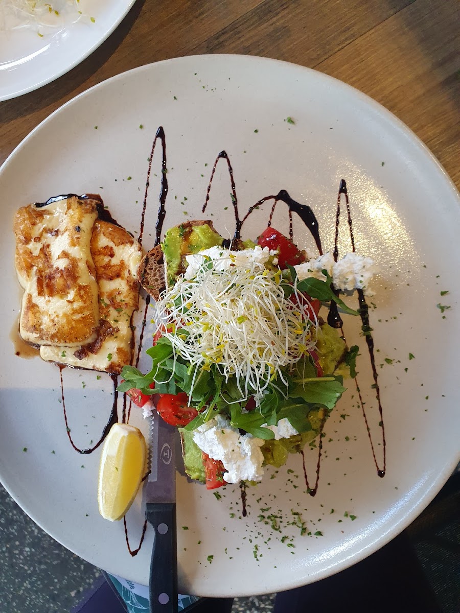 Vito’s Cucina & Bar Ascot - Photo 4