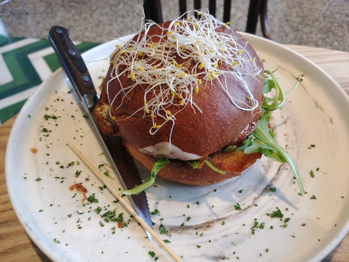 Vito’s Cucina & Bar Ascot - Photo 5