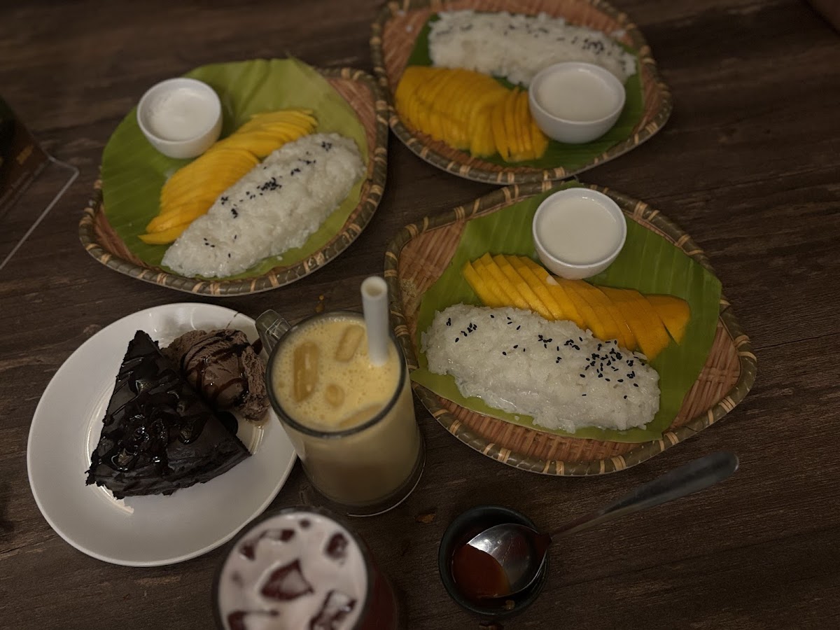 Cafe Nirvanaa - Photo 8