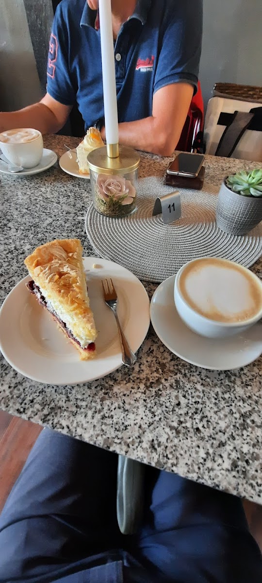 Hofcafe Klausdorf - Photo 9