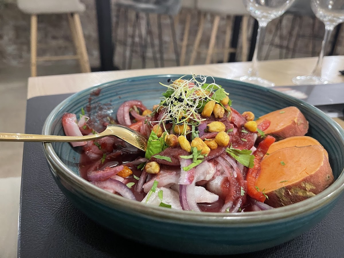 Gregorio Bistro - Photo 9