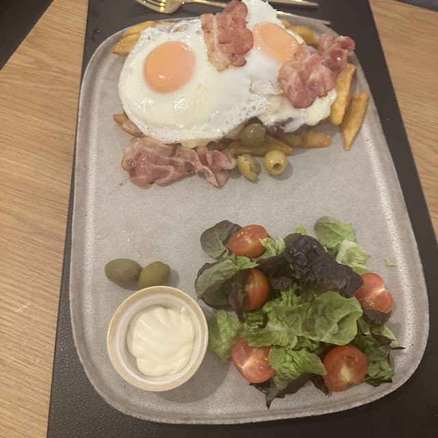 Chivito Uruguayo
