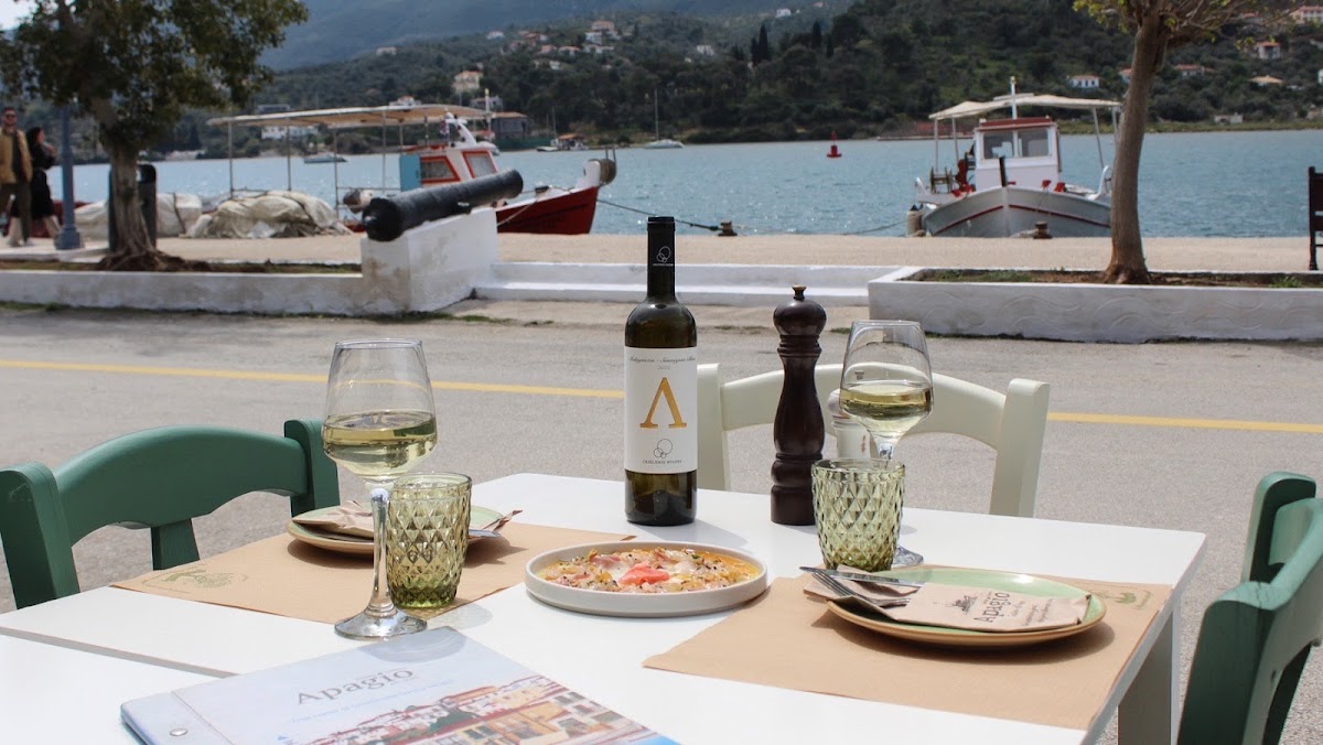 APAGIO taverna - Photo 3