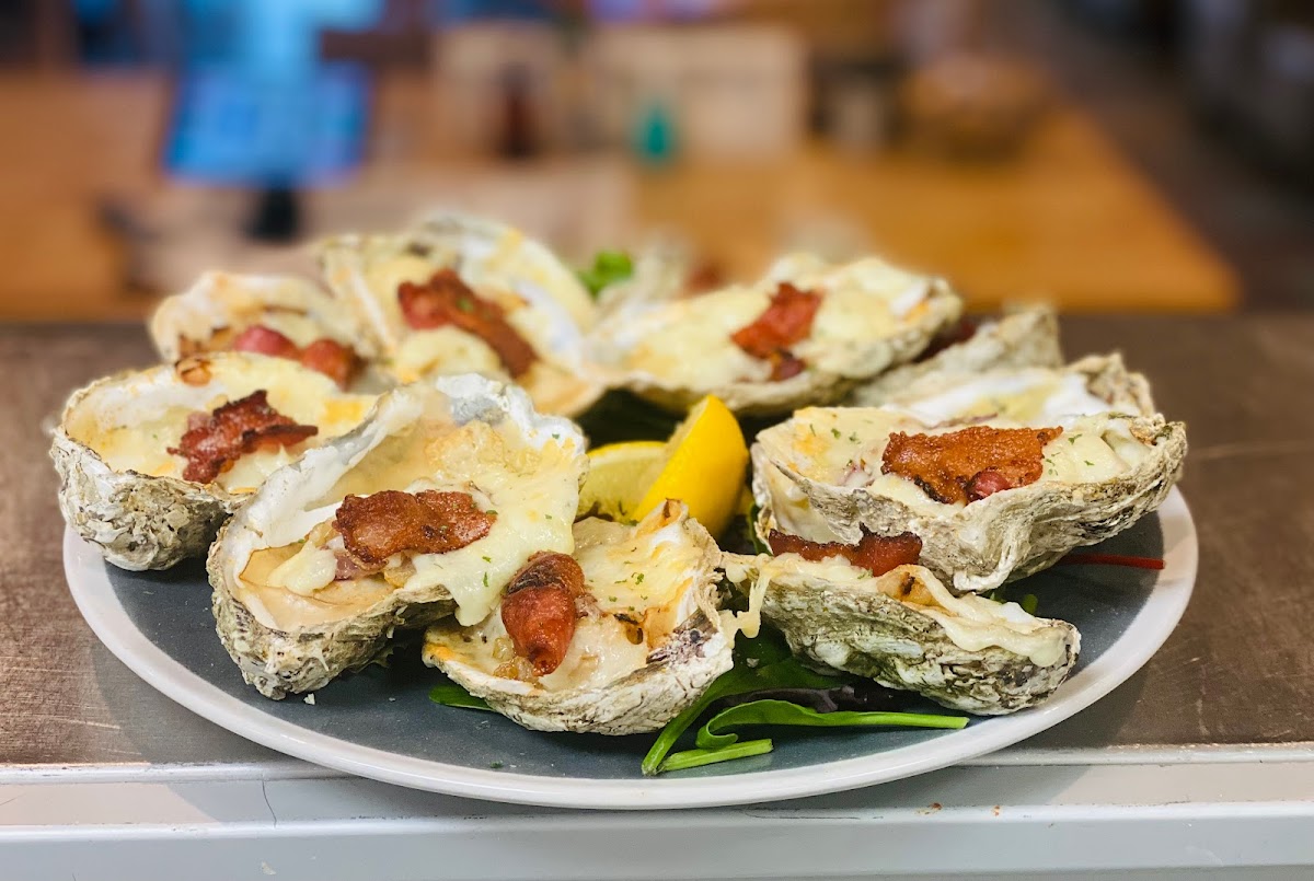 Halterman's Eatery - Photo 8
