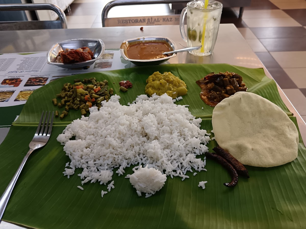 Restoran D'Banana Leaf - Photo 2