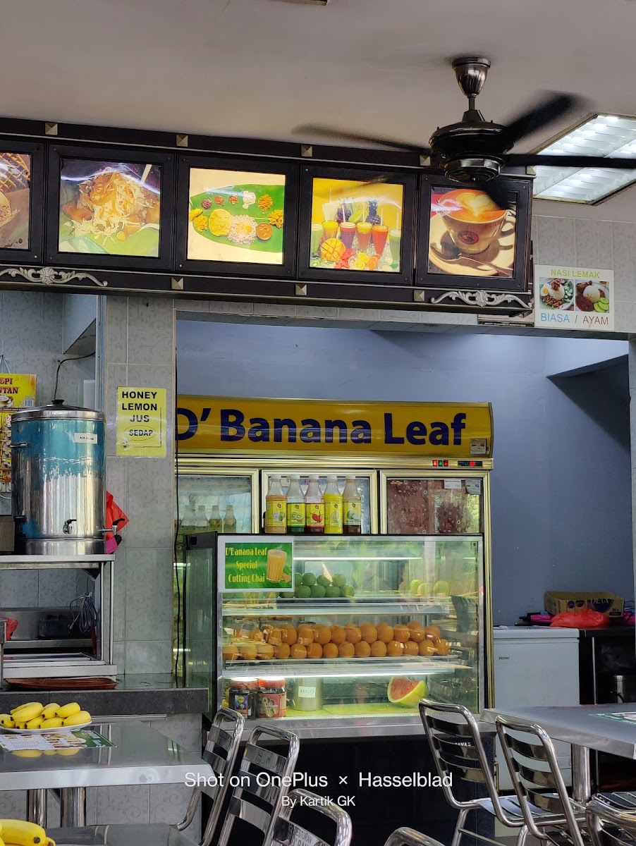 Restoran D'Banana Leaf - Photo 3