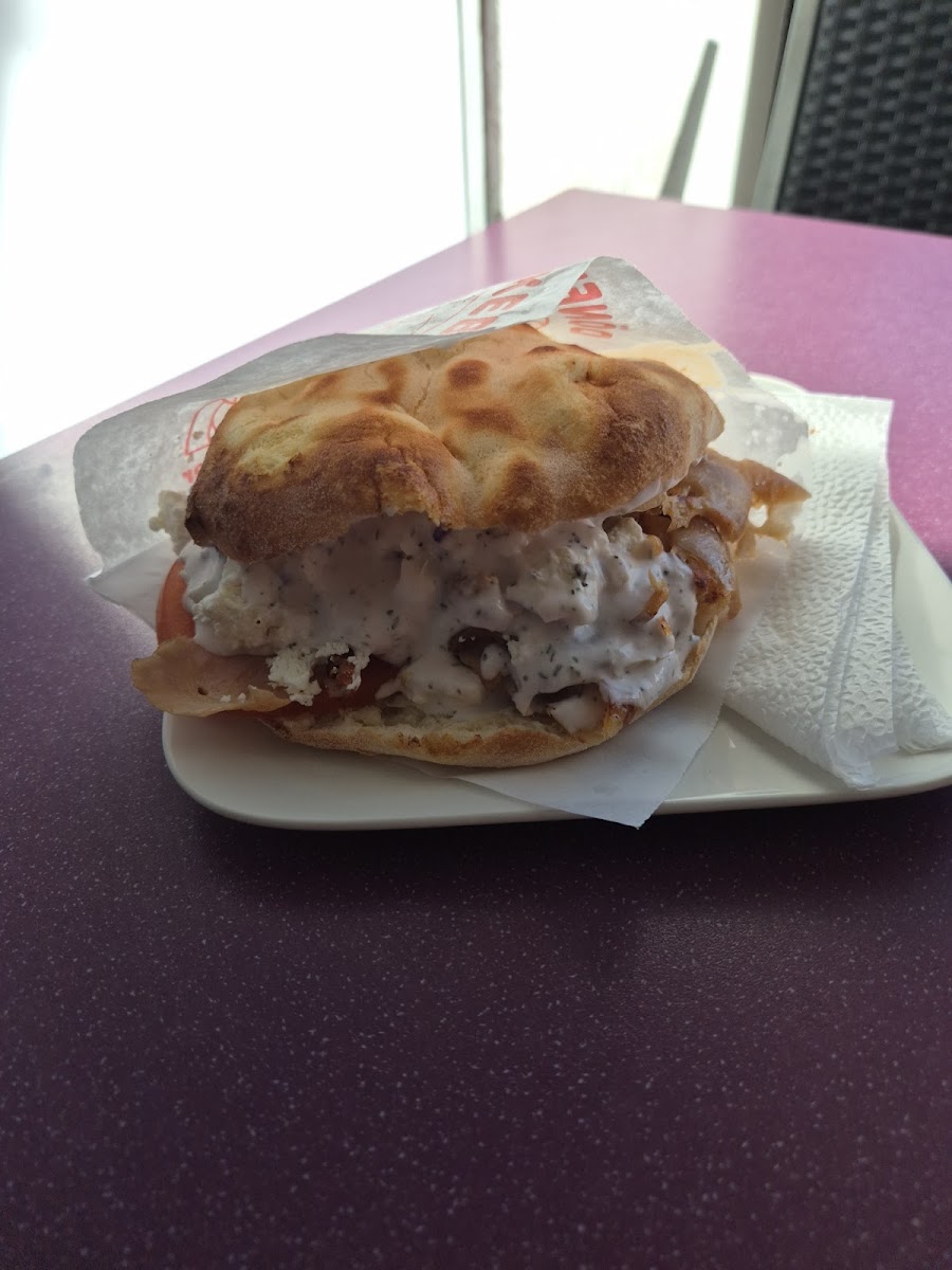 Hagis Pizzeria - Photo 9