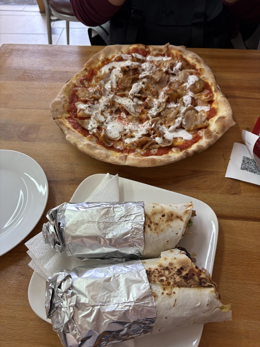 Hagis Pizzeria - Photo 1