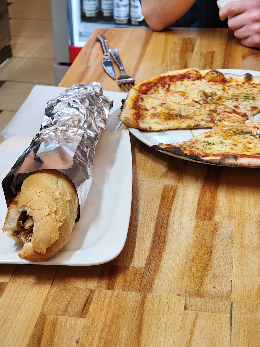 Hagis Pizzeria - Photo 7