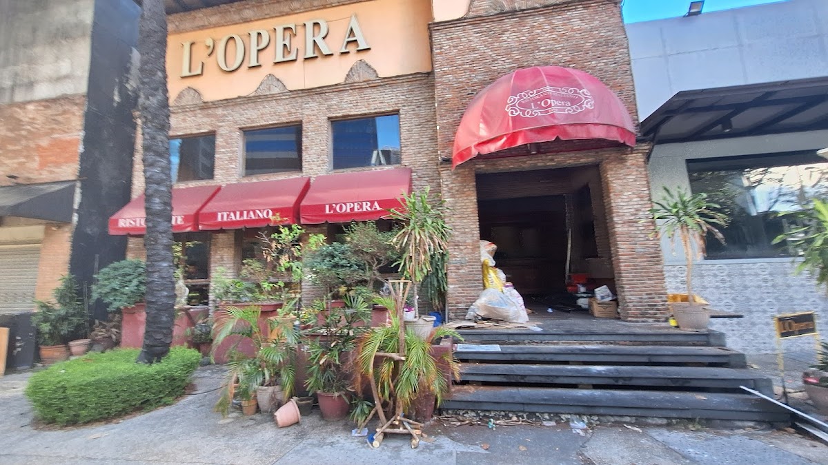 L'Opera Ristorante Italiano - Photo 3