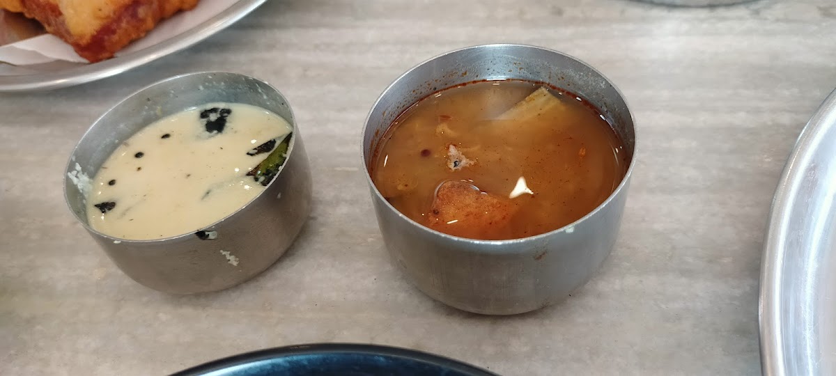 K C Restaurant - Photo 5
