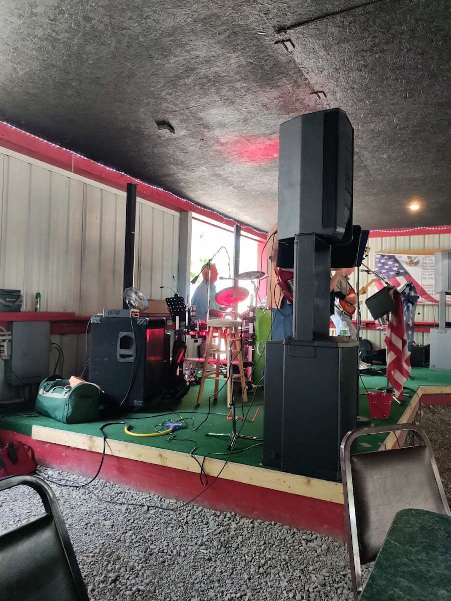 Duckfoots bar & grill - Photo 6