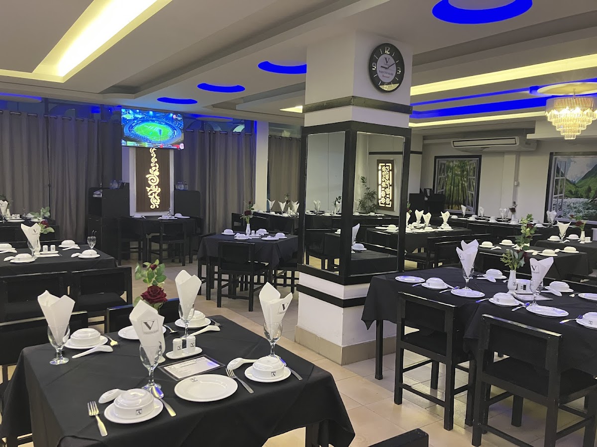 VOOTER BARI Restaurant - Photo 3