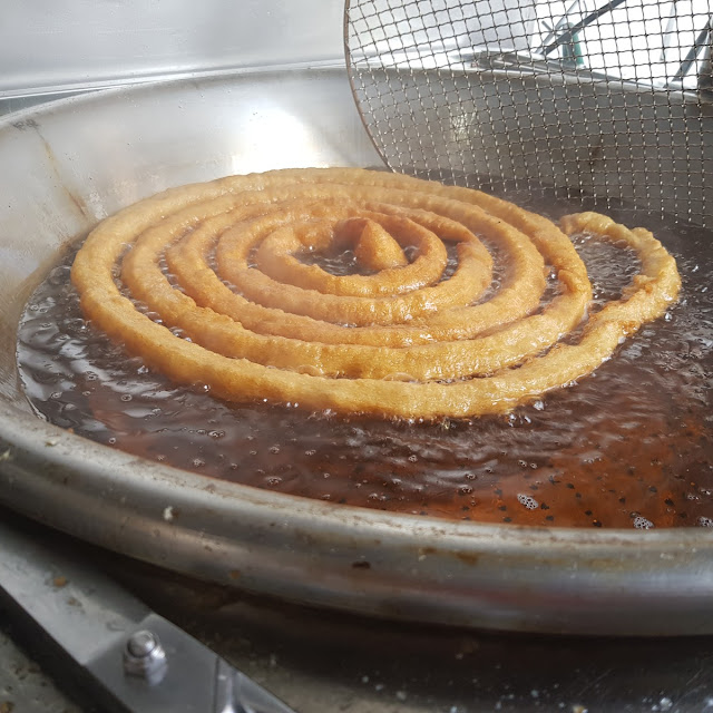 Churros Y Chocolate Caliente