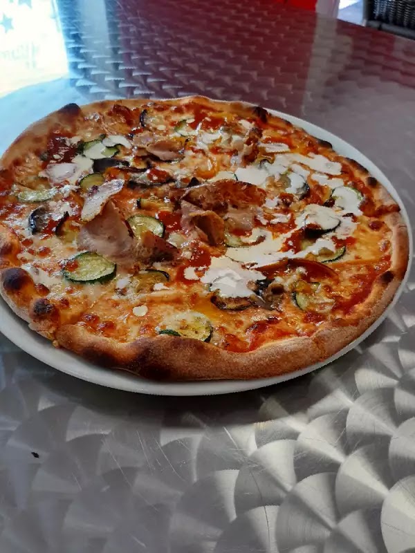 Grand Patenga Restaurant - Photo 3