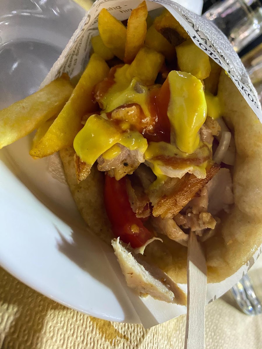 Gyros Souvlaki Takis - Photo 4