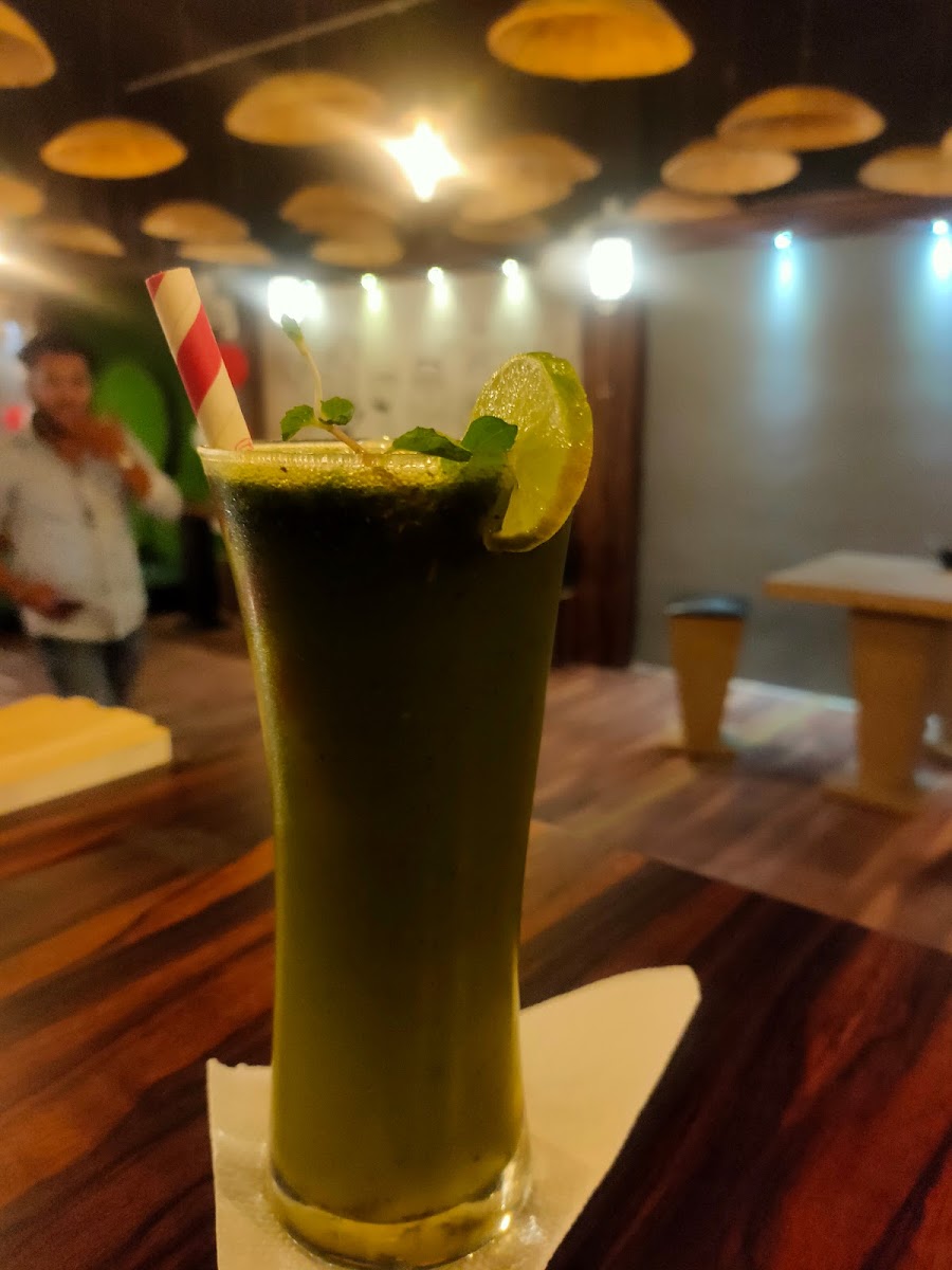 Cafe on Woods - Photo 3