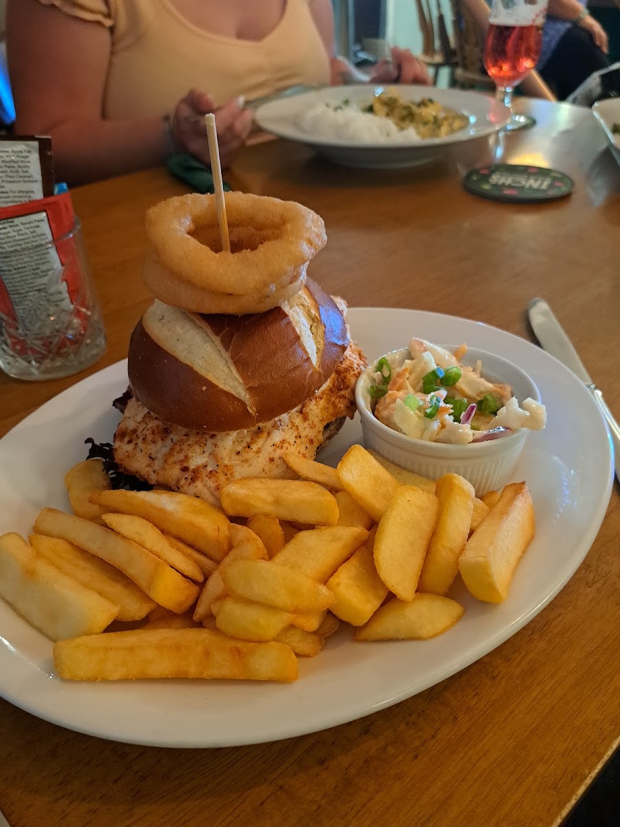 The Bullers Arms - Photo 6