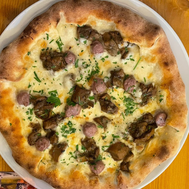 Valdostana Cheesy Crust