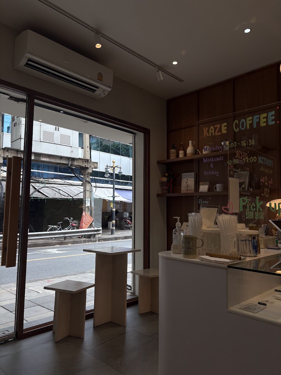 Kaze Coffee - Photo 2