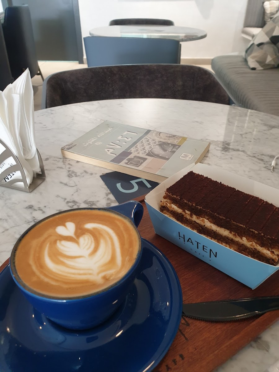 Haten Cafe - Photo 9