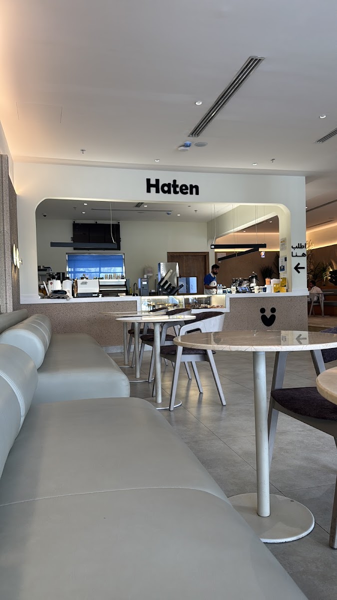 Haten Cafe - Photo 2