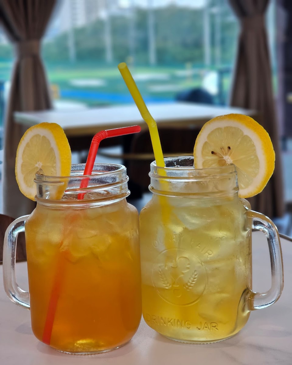 Eat Here, Drink Here Cafe & Bistro Punggol - Photo 3