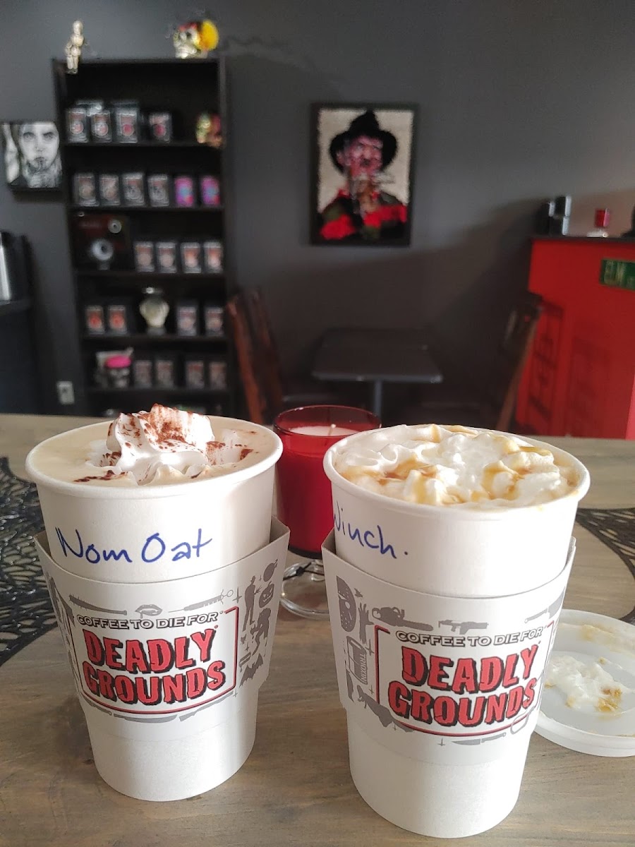 Dark and Deadly Cafe - Photo 3