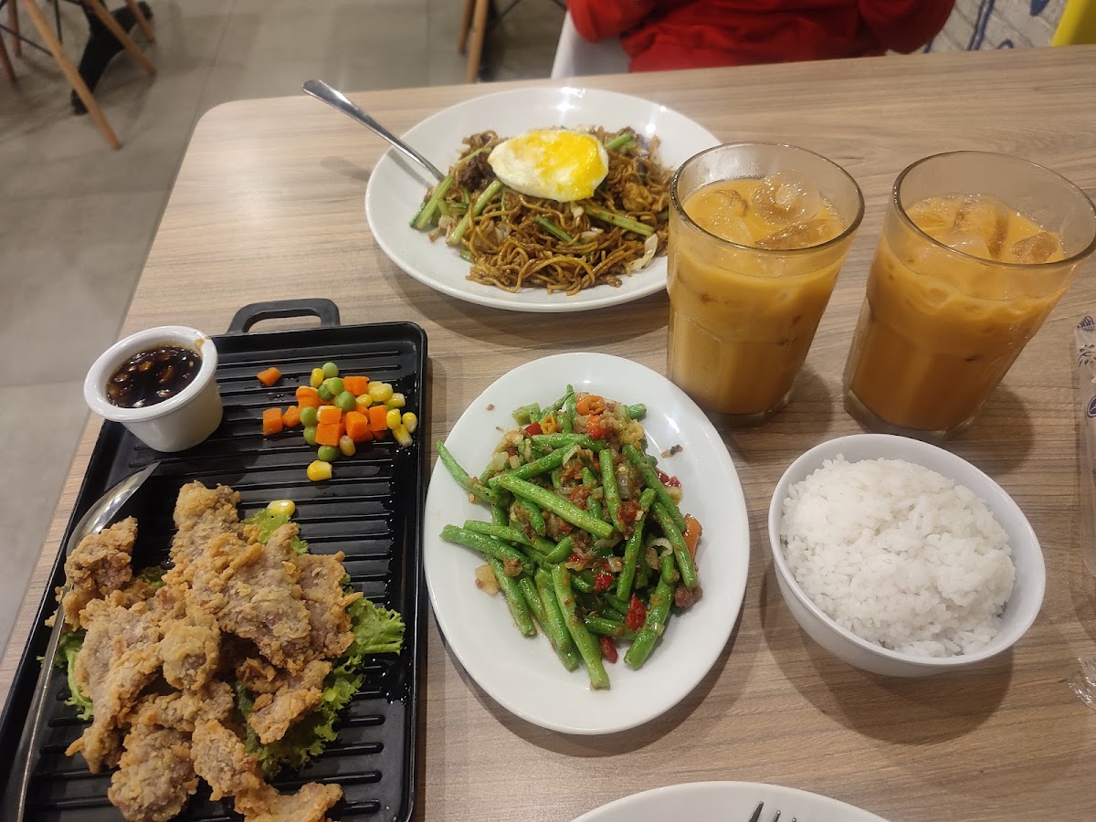 D'Cost Pluit Village - Photo 2