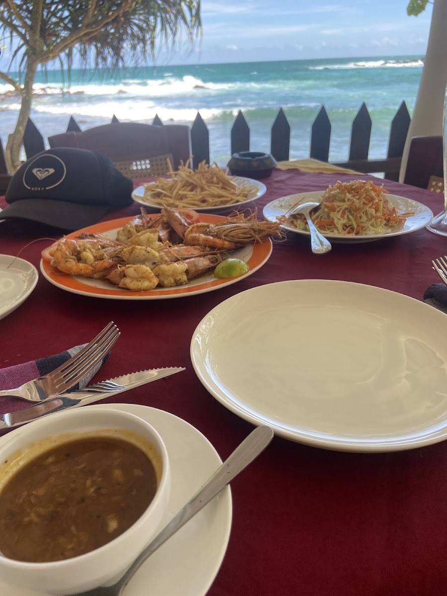 Cactus Lounge Restaurant - Photo 4