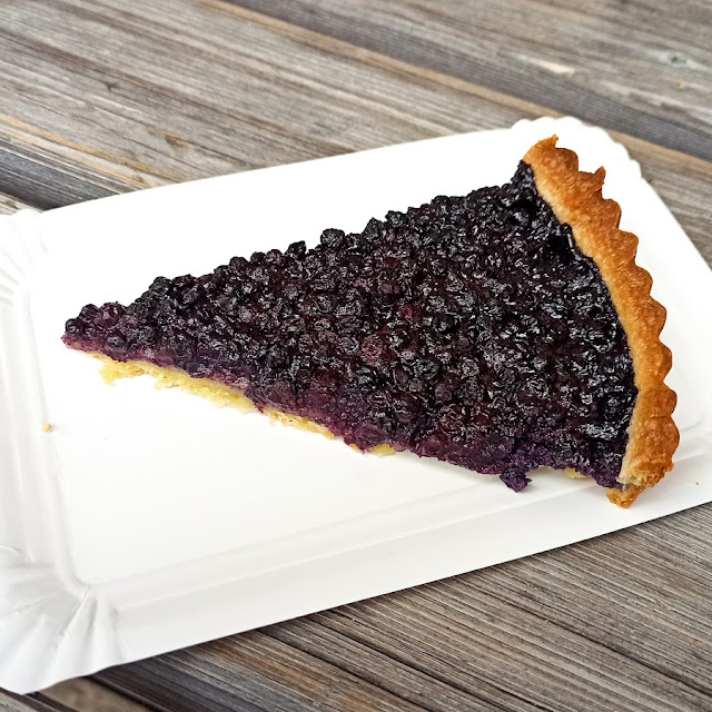 Blueberries Cake
