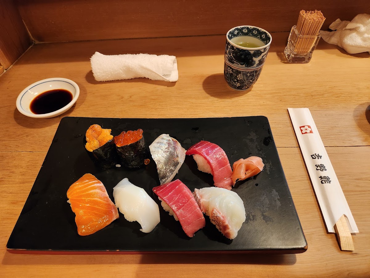 Yoshinosushi - Photo 4