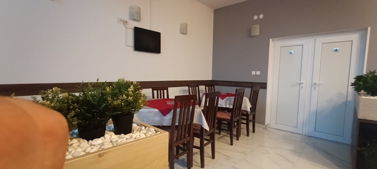 Restoran UNA LUX