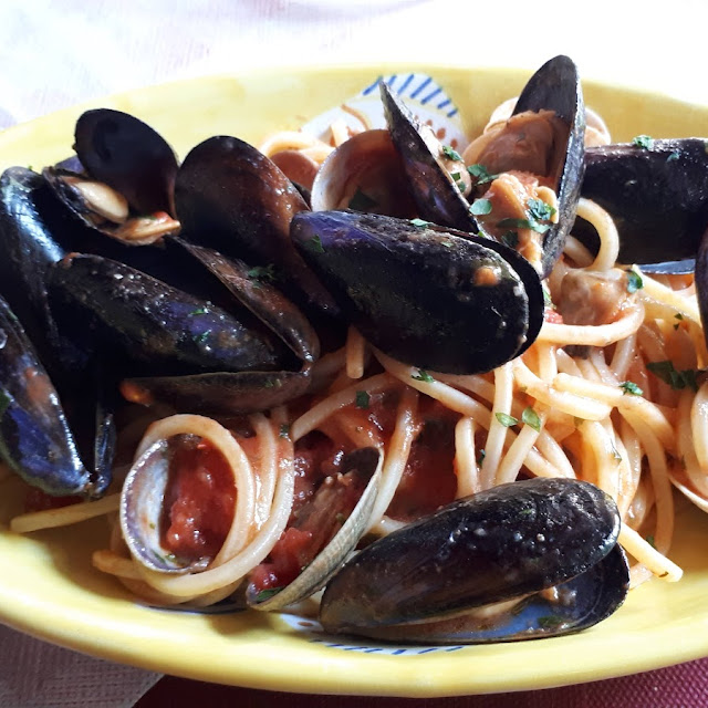 Spaghetti Con Le Cozze Alla Tarantina