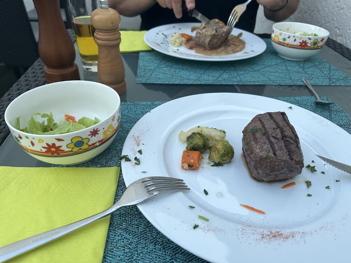 Restaurant „Le Menhir beim Zehra - Photo 3