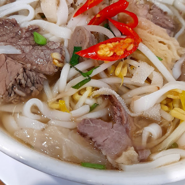Combination Beef Pho DAC Biet