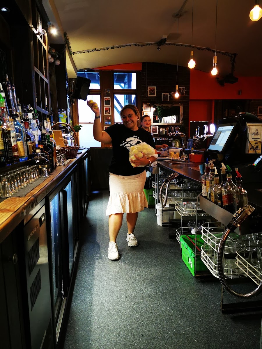 Suburbia Eatery & Nightlife - Photo 2
