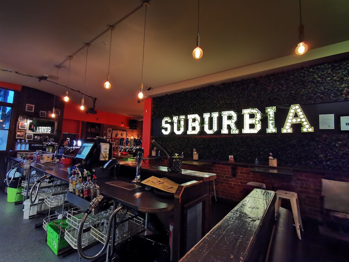 Suburbia Eatery & Nightlife - Photo 3