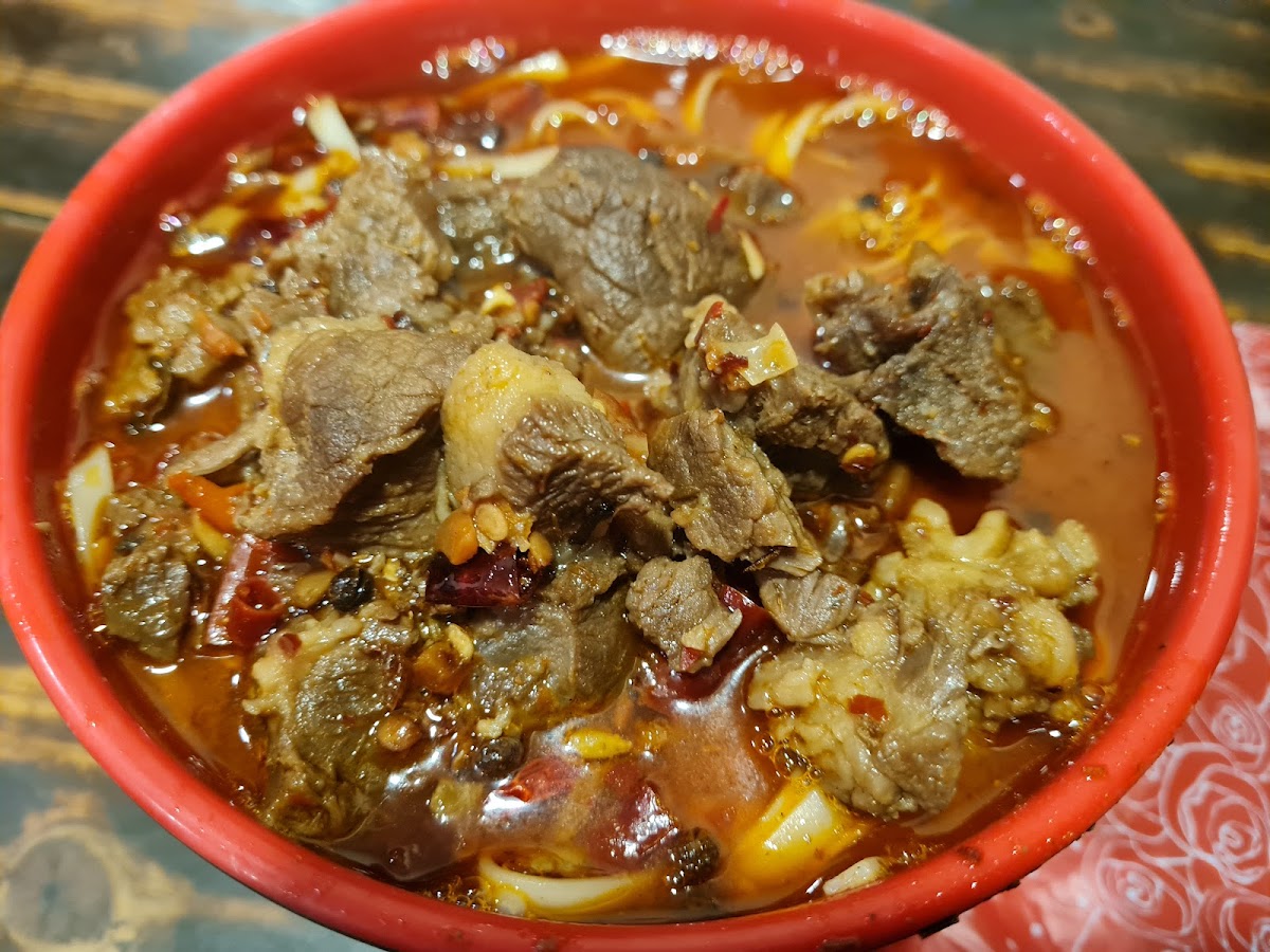 New Chong Qing Restaurant - Photo 9