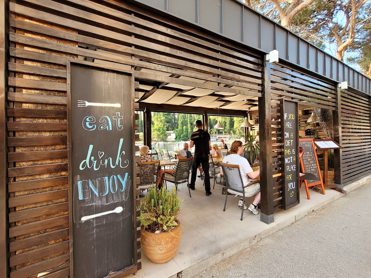 Desetka Pizzeria