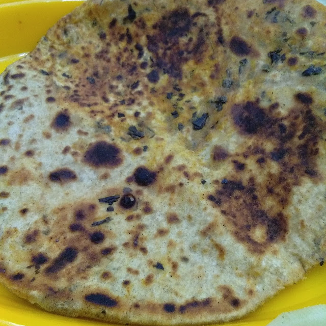1 Methi Paratha Serves 1