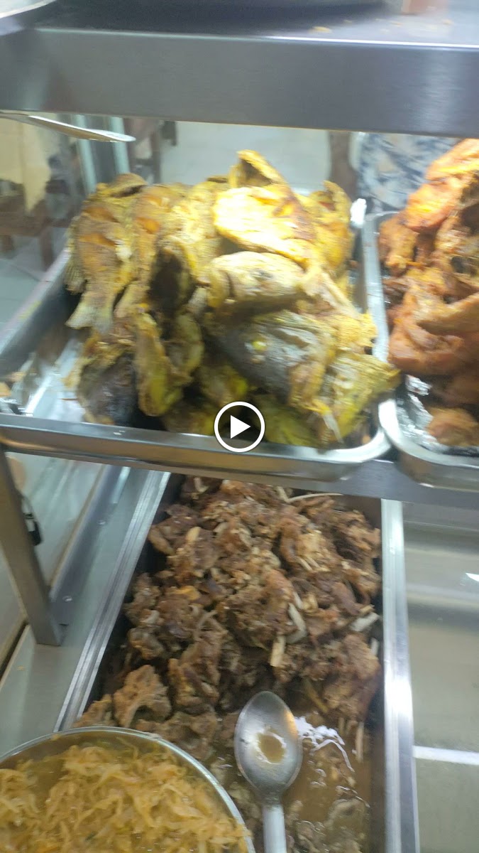 Al-Maida Mandi Restaurant - Photo 1