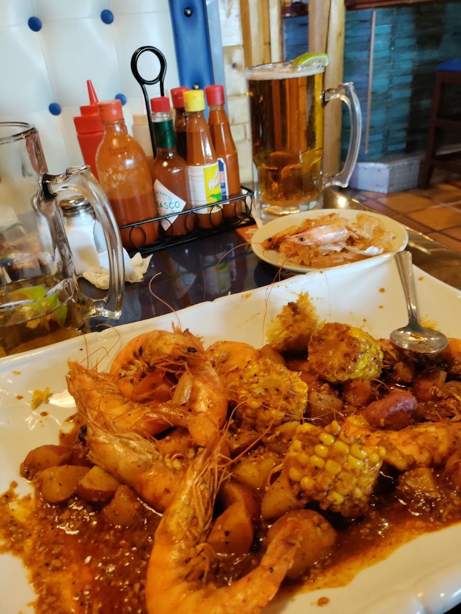 El MAR SEAFOOD GRILL AND BAR - Photo 6