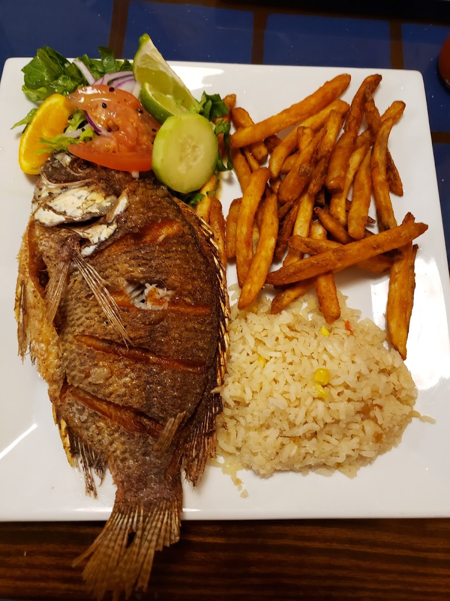 El MAR SEAFOOD GRILL AND BAR - Photo 7
