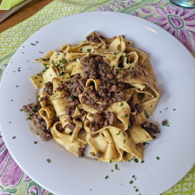 Pappardelle Al Ragu Di Sepye