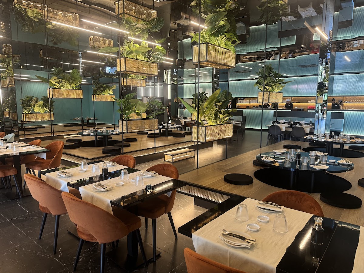 Sushi Moma
